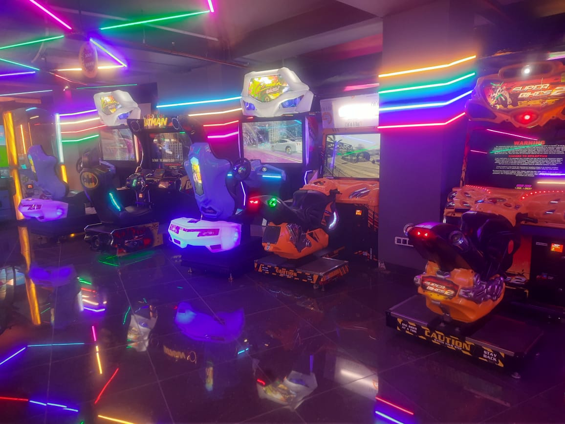 हरभजन सिंह ने किया स्मैश गेमिंग सेंटर का उद्घाटन, बच्चों से लेकर बड़े तक करेंगे मौज